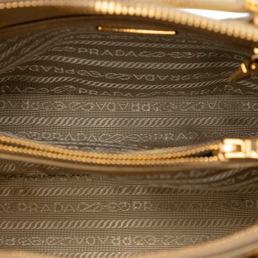 Pre-Loved Prada Small Saffiano Lux Promenade Satchel - Picture 4 of 7